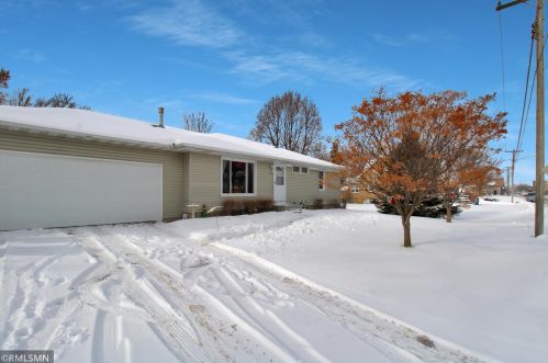 504 1st St, Montgomery, MN 56069-1608