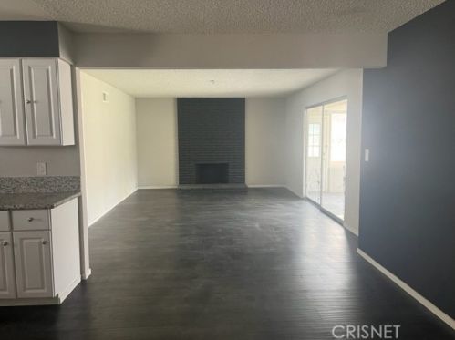 626 Pillsbury St, Lancaster, CA 93535-3214
