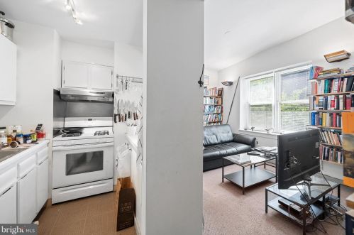 3961 Baltimore Ave, Philadelphia PA 19143-2623 exterior