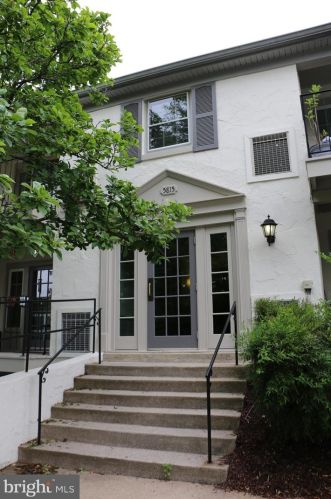 5815 Rexford Dr, Springfield, VA 22152-4000