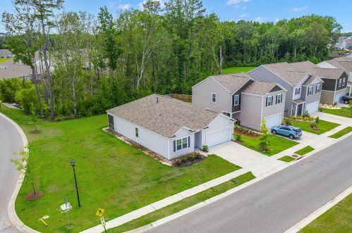 9781 Roseberry St, Ladson, SC 29456