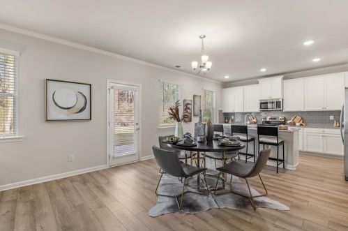 579 Hancock Dr, Atlanta GA  30354-2513 exterior