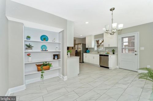 908 Devere Dr, Silver Spring MD 20903-1625 exterior