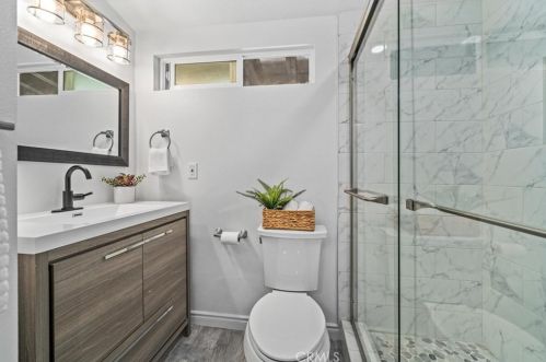 859 Citron St, Anaheim CA  92805-1706 exterior