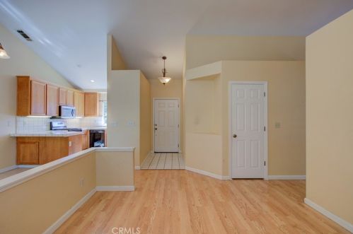 4093 Heartland Way, Turlock, CA 95382-7214