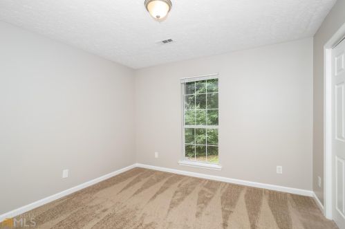 105 Woodridge Dr, Stockbridge GA  30281-1704 exterior