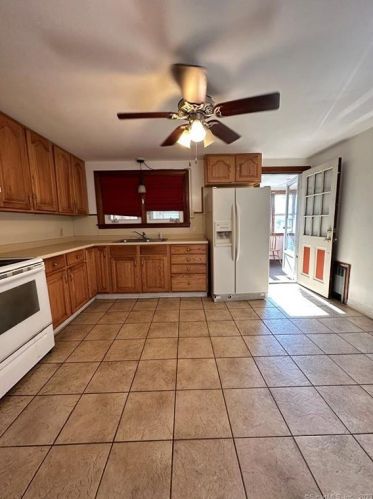 175 Russell St, Middletown, CT 06457-4323