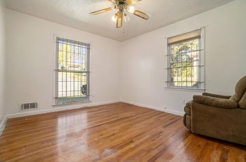 352 Harris Manor Dr, Atlanta GA  30311-2117 exterior