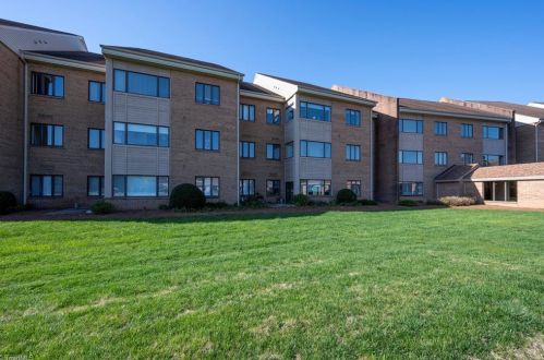 3113 Bermuda Village Dr, Redland, NC 27006-7867
