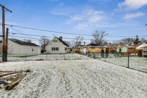 824 Fernandez Ave, Arlington Hts IL  60004-5316 exterior