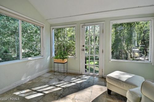 8028 Springshire Dr, Park City UT 84098-5396 exterior