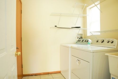 379 Palmer Dr, Lemont IL  60490-2039 exterior