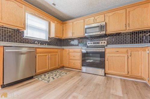 360 Teems Rd, Ringgold, GA 30736-1929