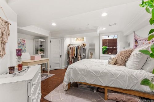 1066 Bonnie Brae Blvd, Denver CO  80209-5135 exterior