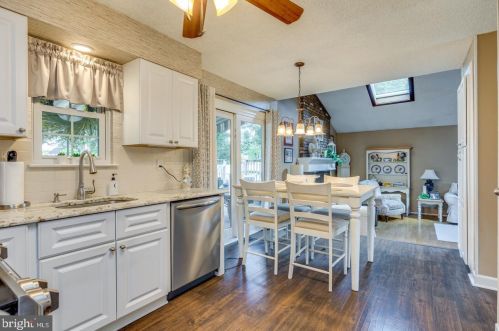 32 Pheasant Dr, Erial, NJ 08081-9391