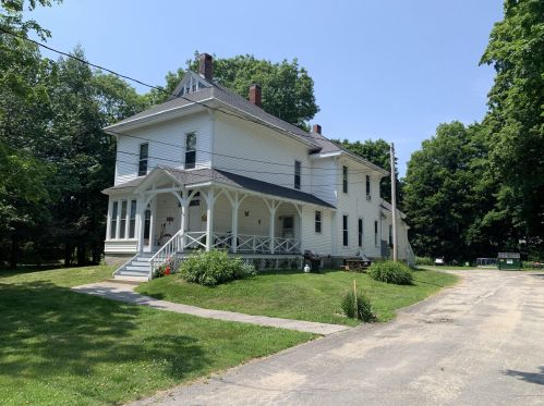 95 Elm St, Yarmouth, ME 04096-7951