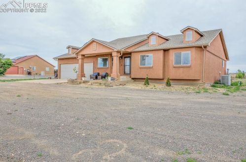 1469 Farley Ave, Pueblo CO  81007-2310 exterior