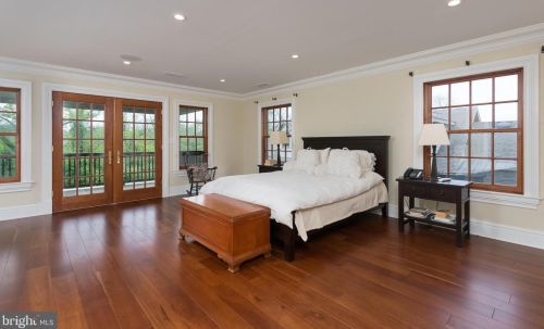 80 Mapleton Rd, Princeton NJ  08540-9668 exterior