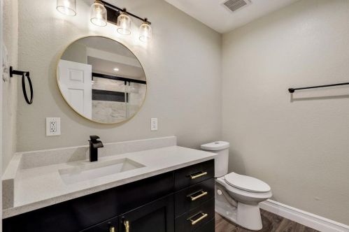 5200 Buchanan St, Fort Worth TX  76114-1205 exterior