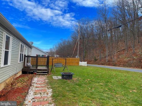 587 Mountain Rd, Wardensville, WV 26851