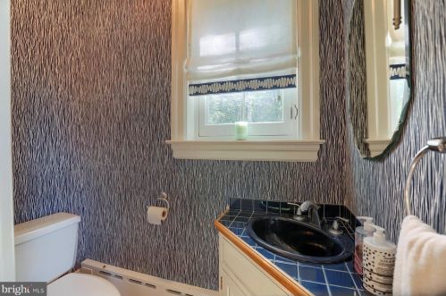 1130 Wheatland Ave, Lancaster PA  17603-2543 exterior