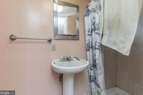 12308 Atherton Dr, Silver Spring MD 20906-4324 exterior