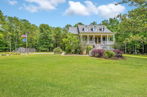 2033 Sea Island Estates Dr, Johns Island, SC 29455-4443