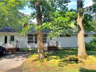 33 Harrison Ave, Portsmouth, NH 03801-5718