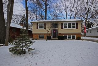 552 Stanton Ave, Columbus, OH 43214-1322