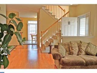 6 Shelley Cir, East Windsor NJ  08520-4684 exterior