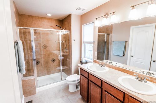 26042 Geddes Cir, Aurora CO exterior