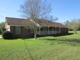 289 Harbin Rd, Uvalda, GA 30473-3505