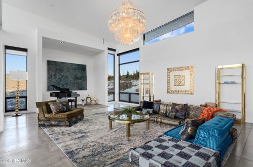 27 Normans Way, Park City UT 84060-6895 exterior