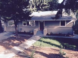 17602 Ashworth Ave, Seattle, WA 98133-5015