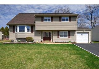 110 Osceola Ave, Middlesex, NJ 08846-1806