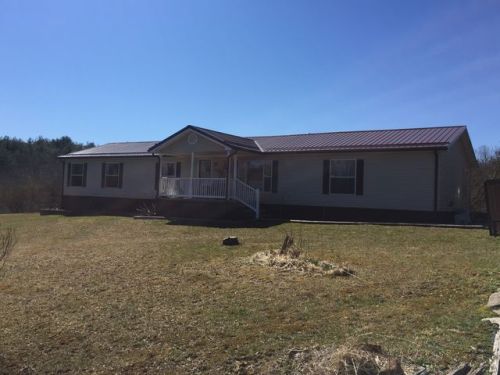255 Peyton Pl, Beeson WV  24714-9412 exterior
