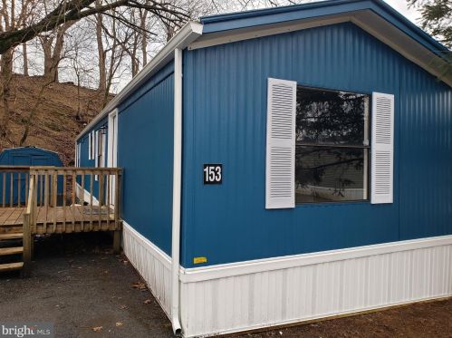 153 Hurst Dr, Ephrata, PA 17522-2626