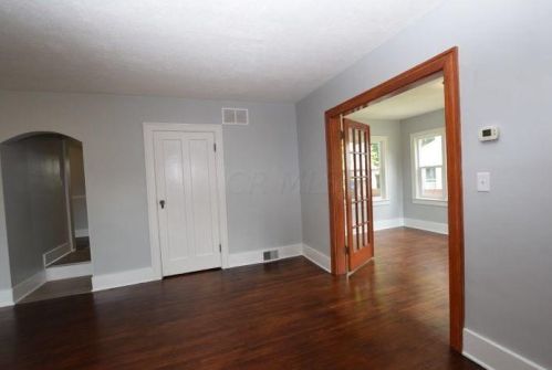 252 Circle Dr, Springfield OH  45503-3300 exterior