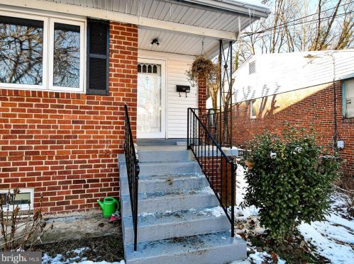 8708 Sundale Dr, Silver Spring MD 20910-5039 exterior