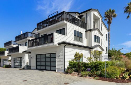 446 Tamarack Ave, Carlsbad, CA 92008-4127