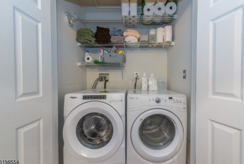 605 Tulsa Ct, Hackettstown NJ  07840-1694 exterior