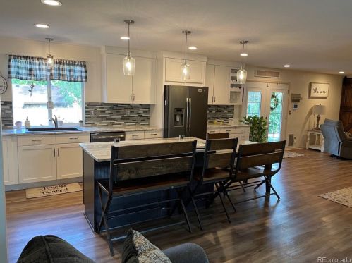 2642 Sable Way, Aurora CO  80014-2404 exterior