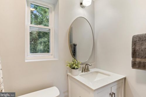 7309 16 Ave, Silver Spring MD 20912-7043 exterior