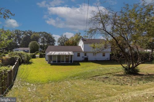 426 Holiday Dr, Aberdeen MD  21001-1813 exterior