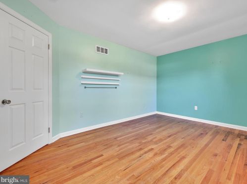 355 Richland Dr, Lancaster PA  17601-3631 exterior