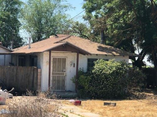 1249 Nebraska Ave, Caruthers, CA 93609-9704