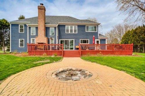 1603 Elm St, Spring Grove IL  60081-8002 exterior