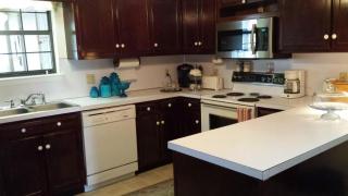 1285 Leaside Ln, Hixson, TN 37343-5727