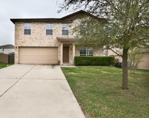 411 Oxford Dr, Uhland, TX 78640-5796