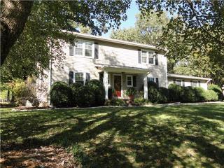 102 Crosslake Dr, Tullahoma, TN 37388-5203